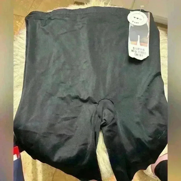 Assets shaping mid-thigh shorts NWT size XL - Picture 1 of 4